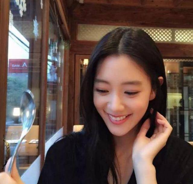 37间房主播跳舞 房间37